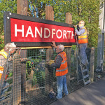 Mounting the sign