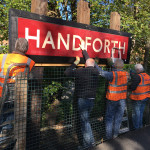 Mounting the sign